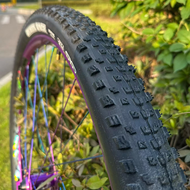 Mountain Biking Races - Maxxis Rekon Race 29x2.25/2.35 Tubeless Ready