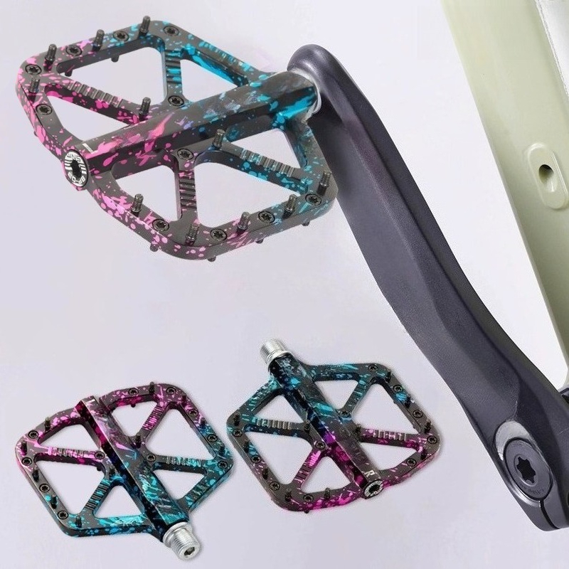 Mountain bike pedals feature t - Mountain Biking Vs Road Biking 评论和价格